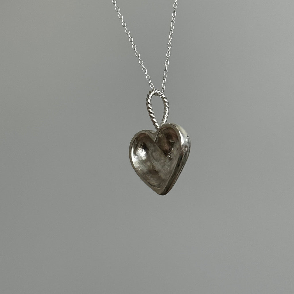 Twisted Bail Heart Necklace