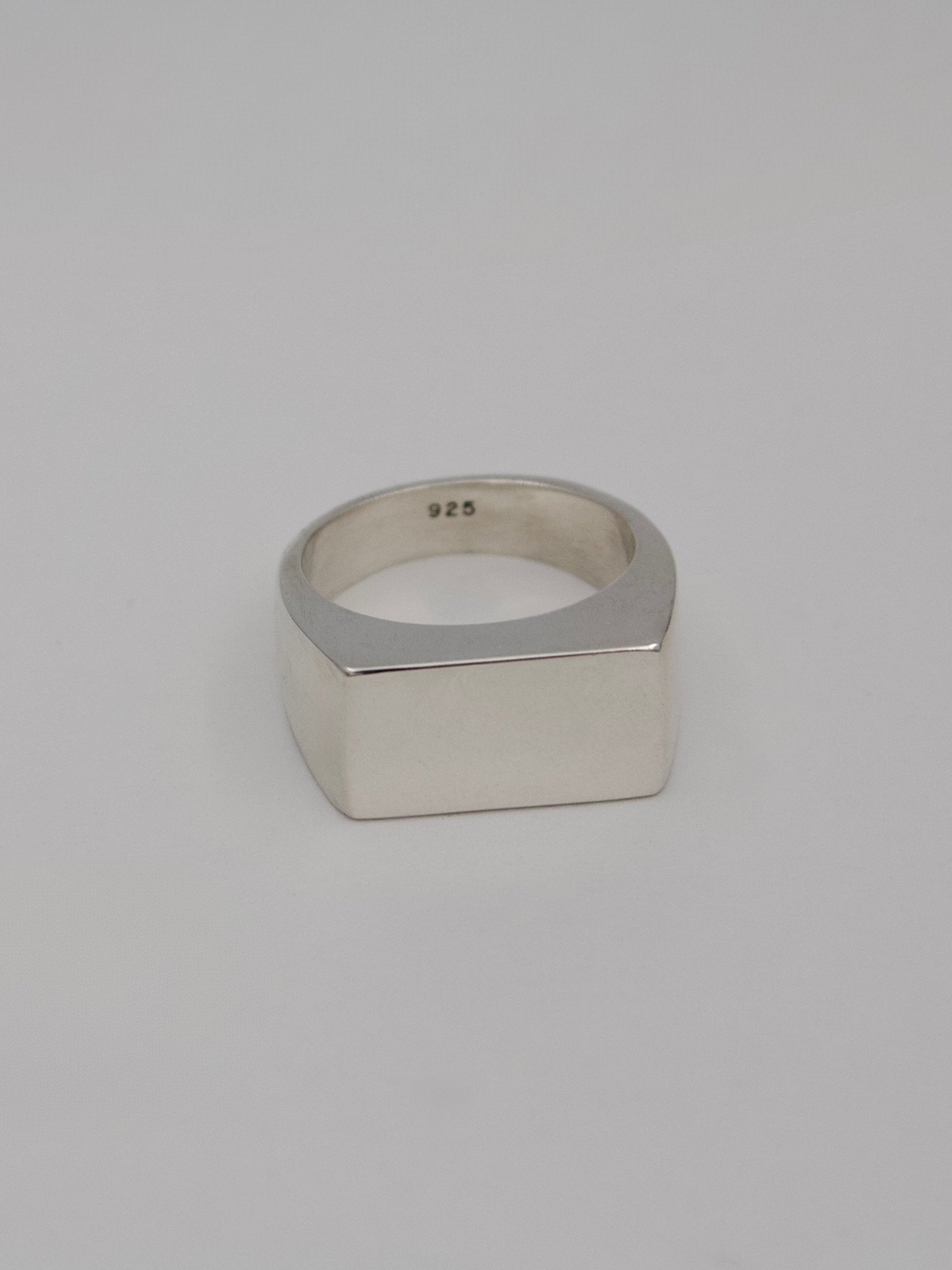The Statement Signet