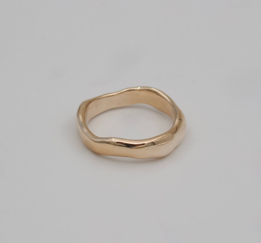 Slalom Ring | Solid 10k Gold