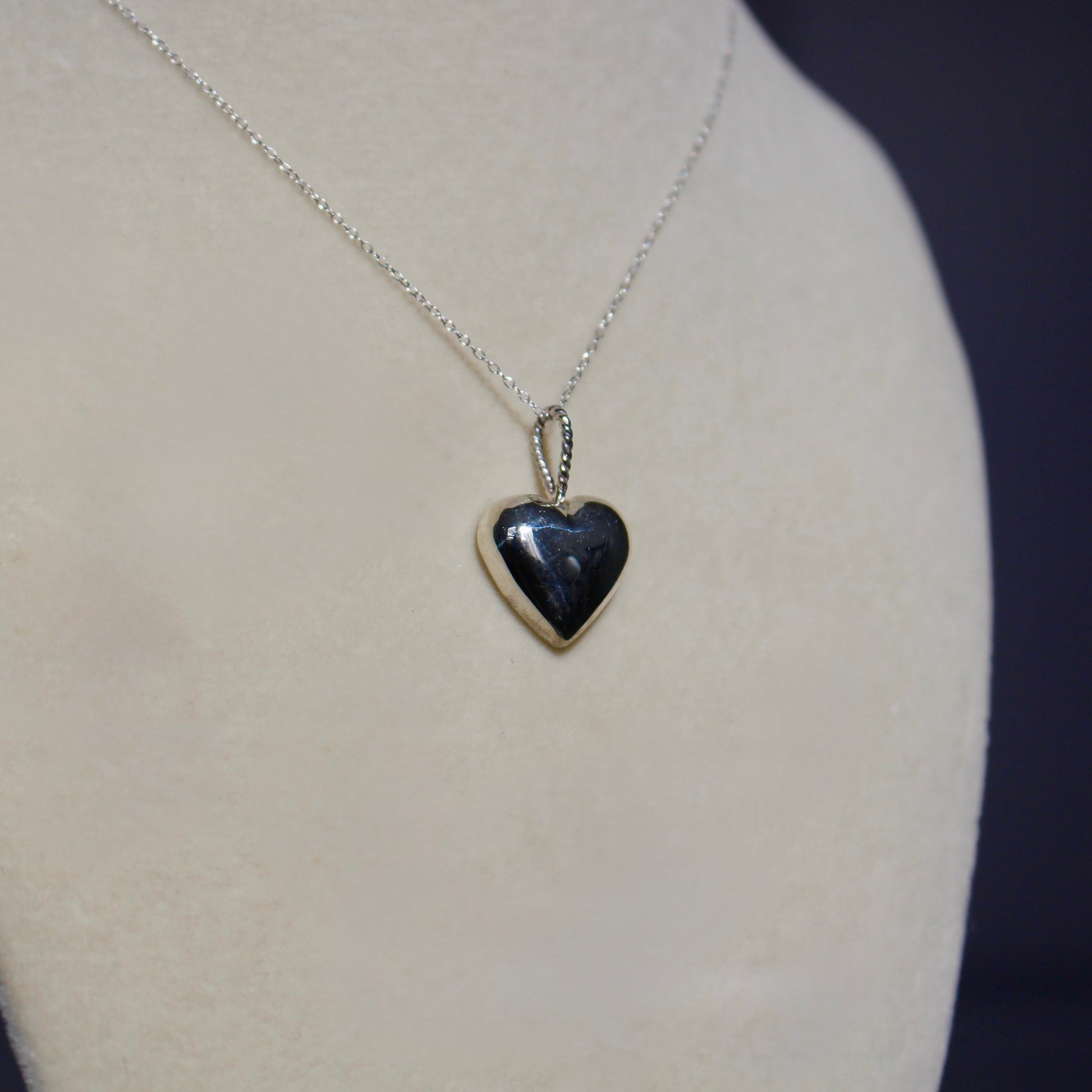 Twisted Bail Heart Necklace