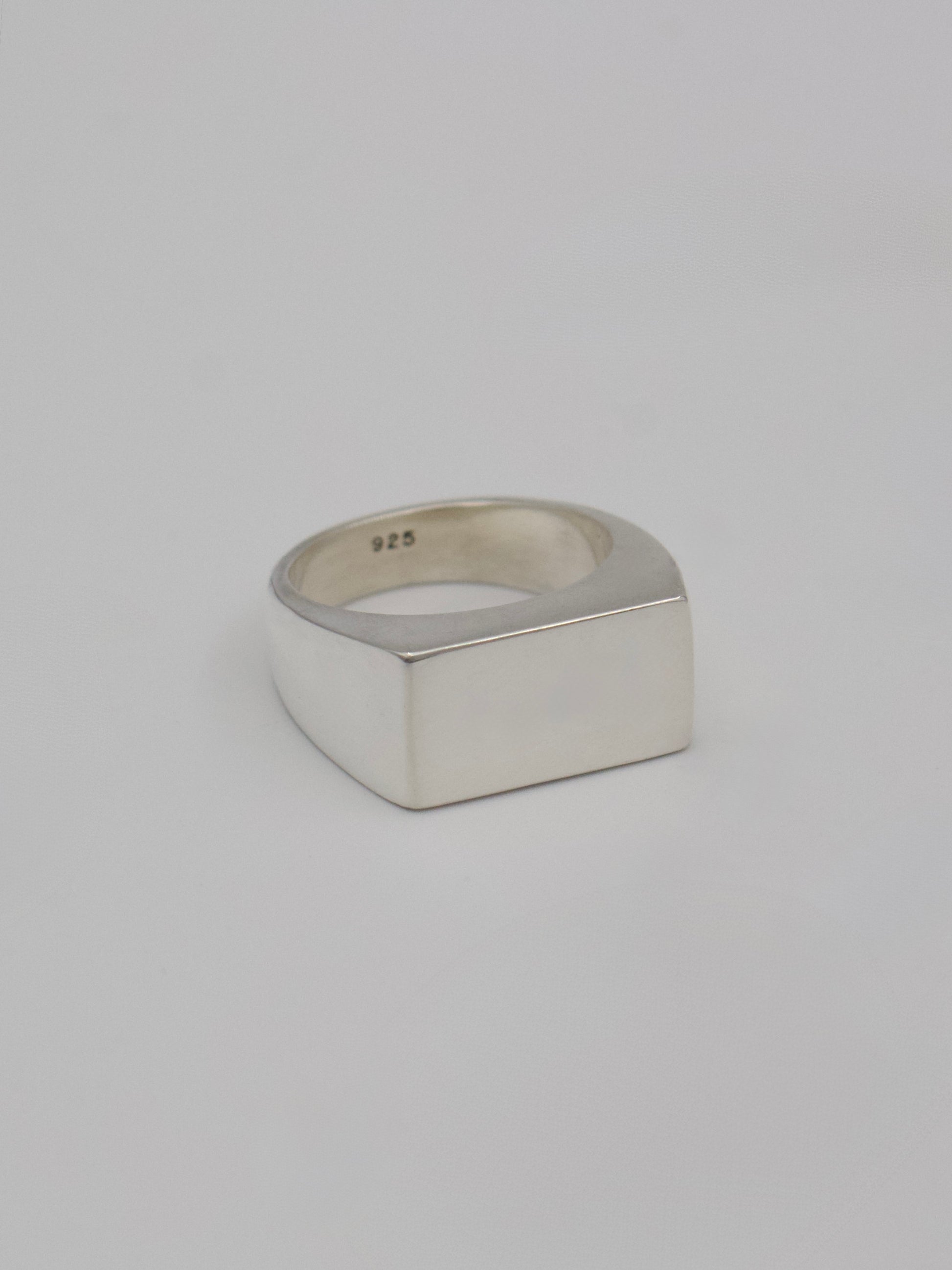 The Statement Signet