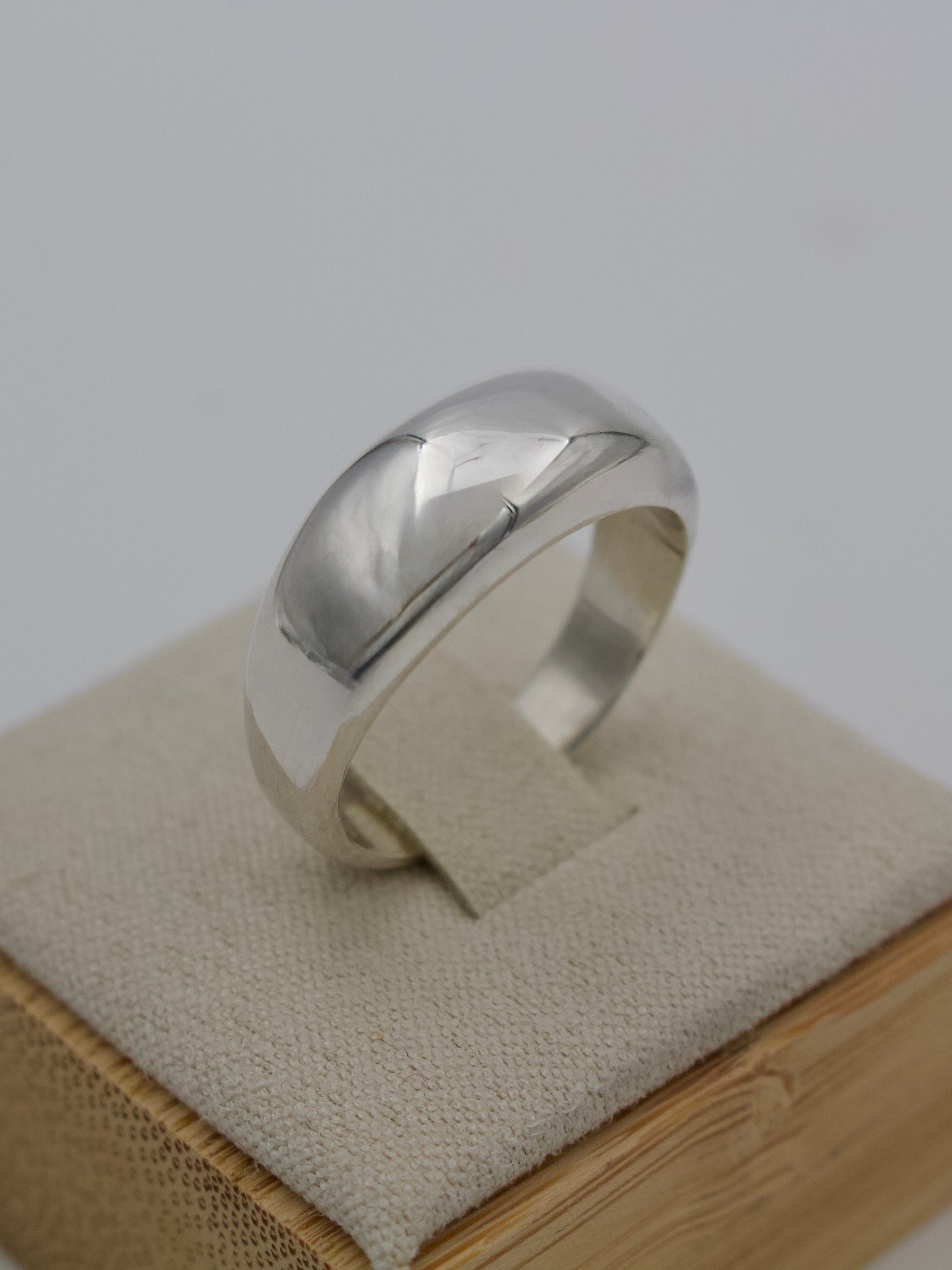 Tapered Dome Ring