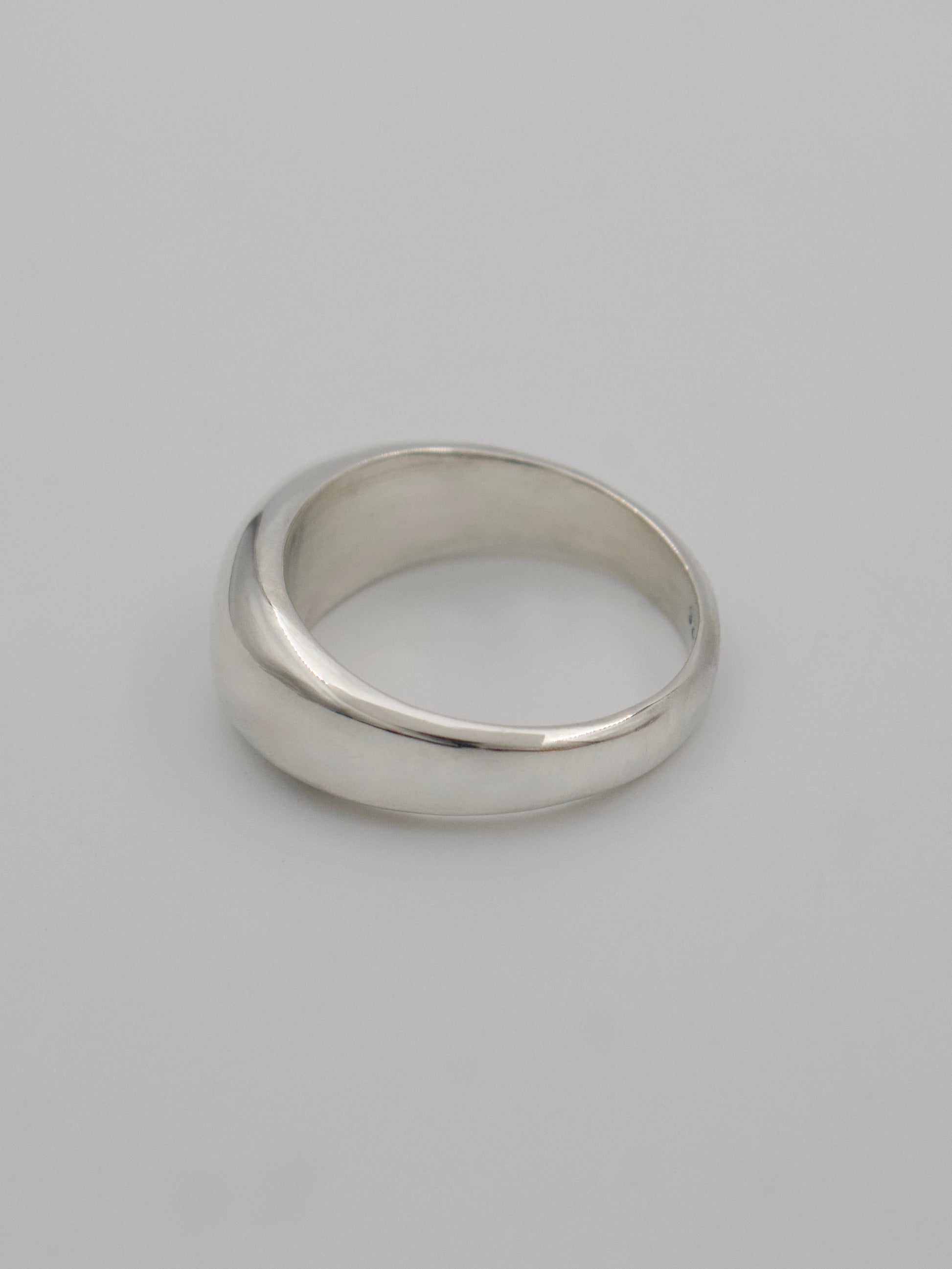 Tapered Dome Ring